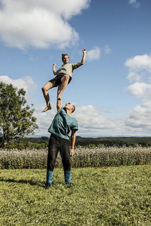 Compost, un spectacle d’Abby Neuberger et Luca Bernini